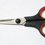 BARNIZ BRILLANTE EN AEROSOL 05 x 250cc